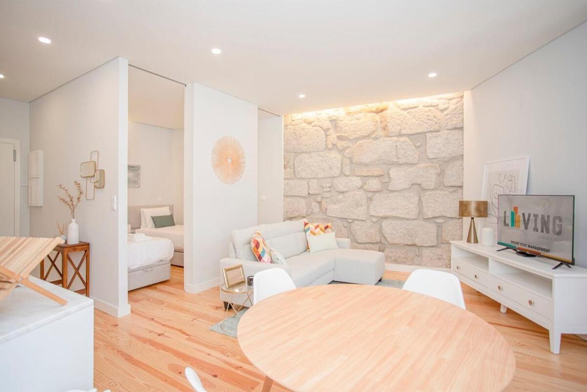 Liiiving in Porto - Aliados Stone Apartment Exterior foto